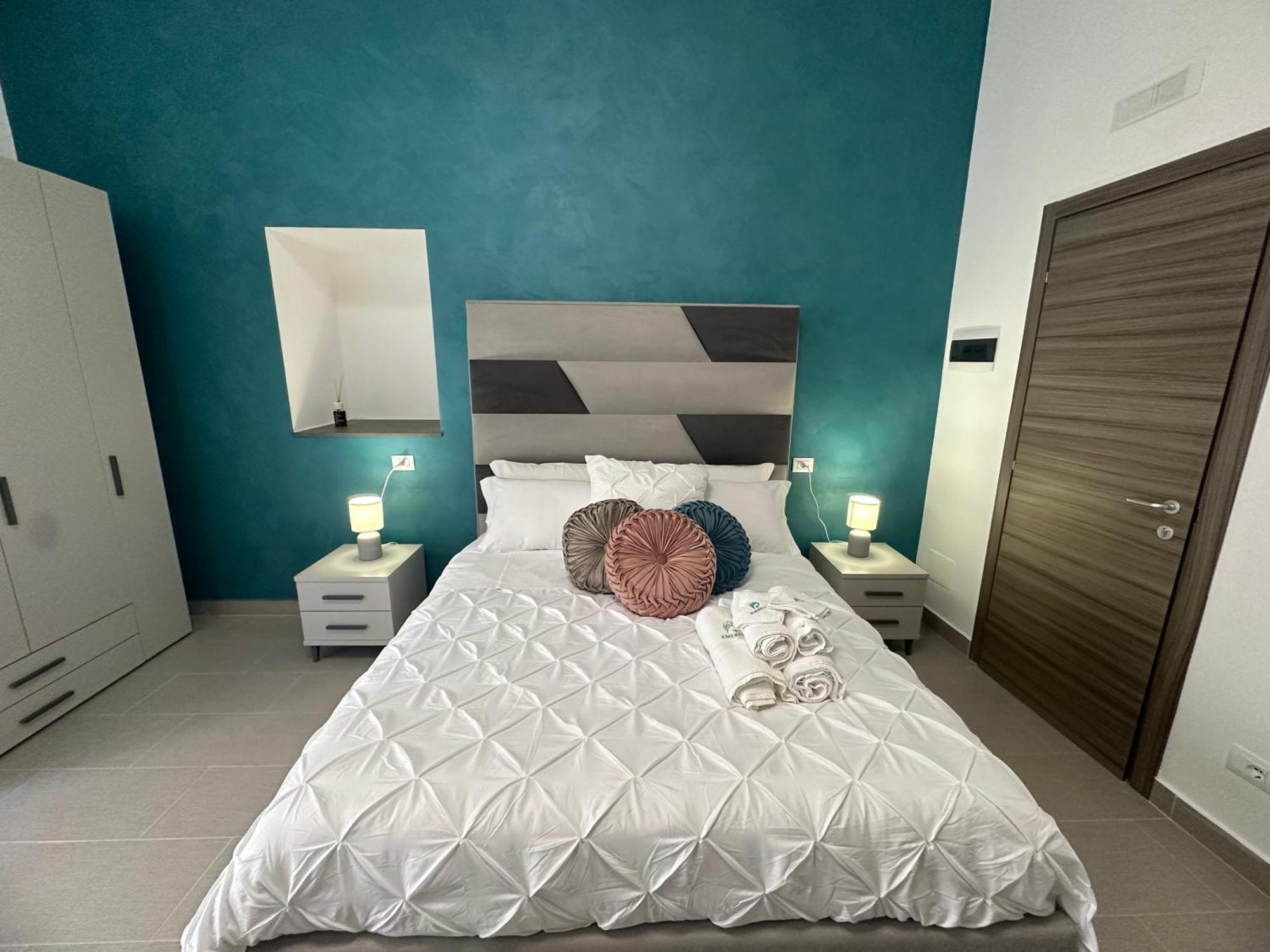 Emerella Luxury Suites-Siderno Lungomare Exterior foto
