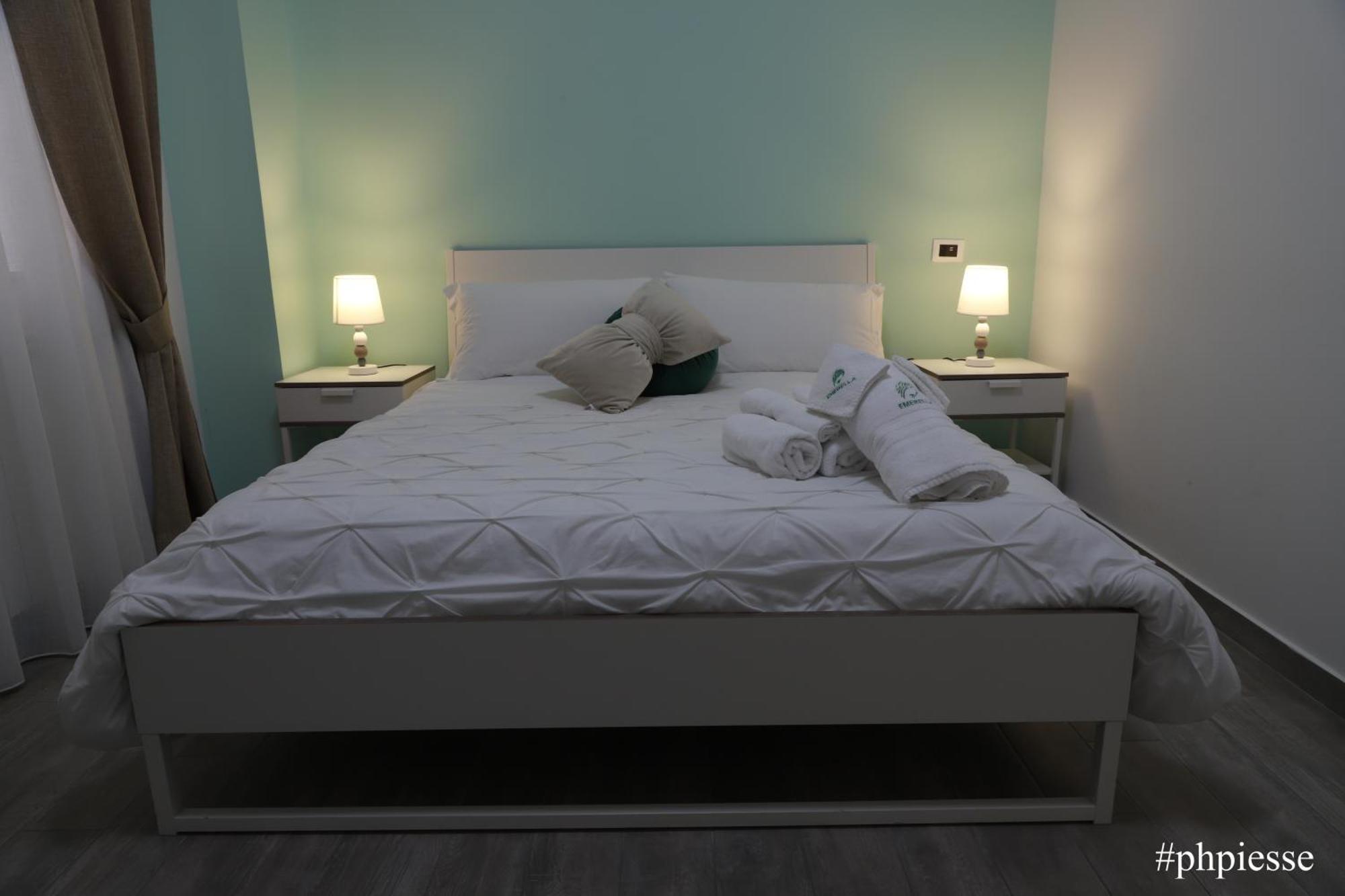 Emerella Luxury Suites-Siderno Lungomare Exterior foto