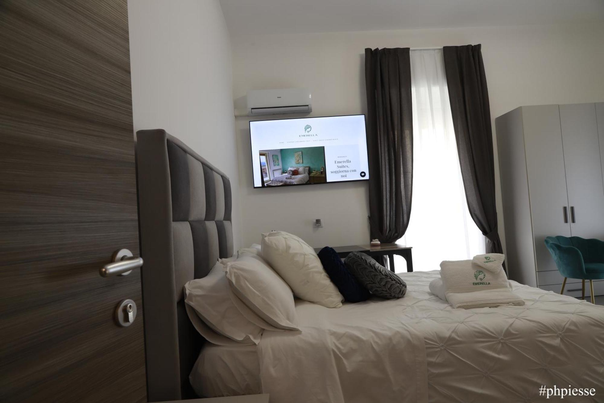 Emerella Luxury Suites-Siderno Lungomare Exterior foto